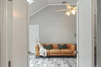 Privacy, space, and an unbeatable location come together in this - photo 8