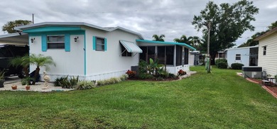 This home is turn key, move in ready. Beautiful 2 bedroom, 1 1/2 - photo 1