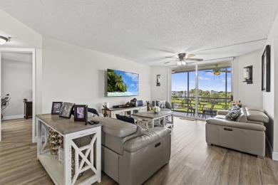 Lake Condo For Sale in Lake Worth, Florida