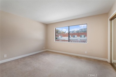 Welcome to this 2-bedroom, 2.5-bath townhouse located in the - photo 12