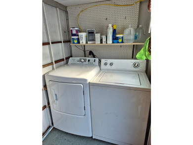 This home is turn key, move in ready. Beautiful 2 bedroom, 1 1/2 - photo 6