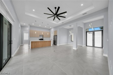Welcome to your dream home in Cape Coral! This stunning single - photo 9
