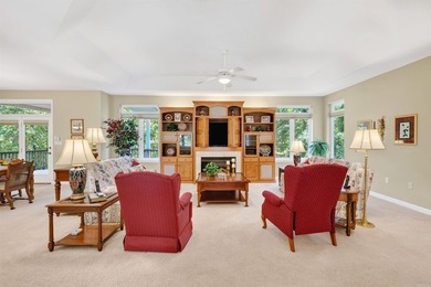 Hidden Treasures Await in This Entertainer's Paradise Level - photo 9