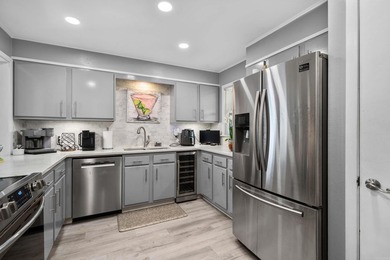 This upper level unit at Northshore Condos is a absolute MUST - photo 7