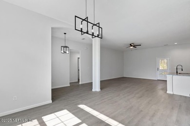 MOVE-IN READY IN LESS THAN 30 DAYS! EXPANSIVE BACKYARD! NO HOA! - photo 8