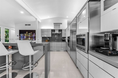 Discover a rare opportunity in Pinecrest with this beautifully - photo 14