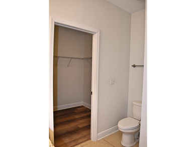 Welcome to an instant income-producing opportunity in the - photo 18