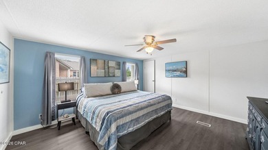 Welcome home to this beautifully updated 3-bedroom, 2-bath - photo 22