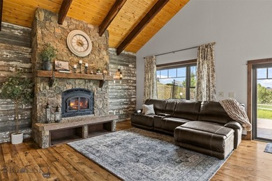 Experience the perfect blend of Montana luxury, privacy, and - photo 22