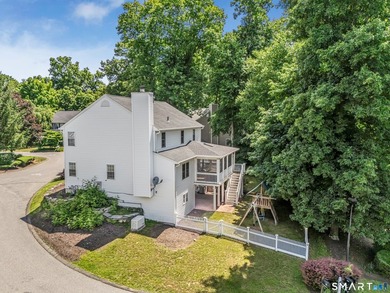 Welcome to this beautifully updated, turn-key Colonial nestled - photo 28