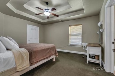 Welcome home to this beautifully crafted 4-bedroom, 3-bath - photo 29