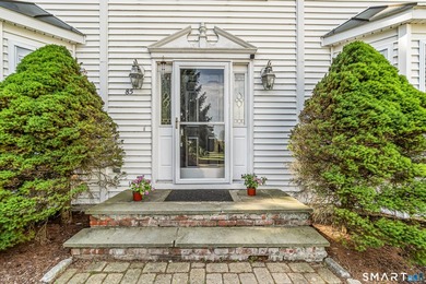 Welcome to this beautifully updated, turn-key Colonial nestled - photo 29