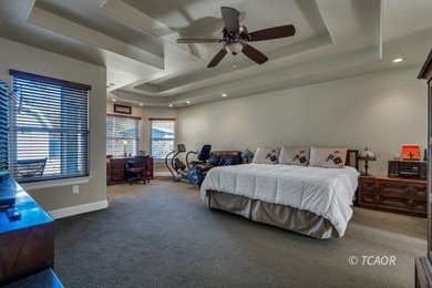 Welcome home to this beautifully crafted 4-bedroom, 3-bath - photo 35