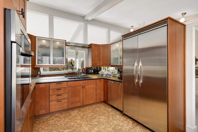 A stunning mid-century home where exceptional design, modern - photo 37