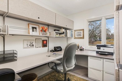 A stunning mid-century home where exceptional design, modern - photo 47