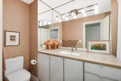 A stunning mid-century home where exceptional design, modern - photo 48