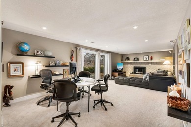 A stunning mid-century home where exceptional design, modern - photo 50