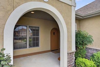 Welcome to easy living in the heart of Branson Creek, where - photo 3