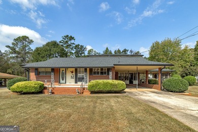 Lake Home For Sale in Hampton, Georgia