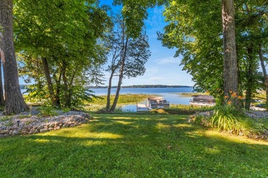 Experience the best of Northwoods living in a desirable home on - photo 4