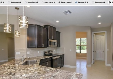 This is a 2019 Custom Built Home. Just freshly painted Interior - photo 8