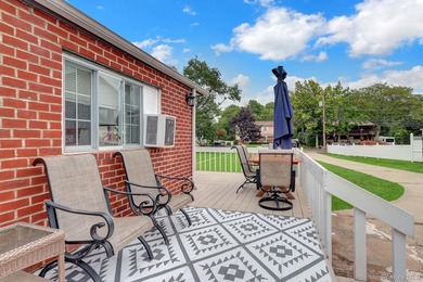 Come And See This Beautiful Updated 3 Bedroom, 1Bath, Living - photo 4