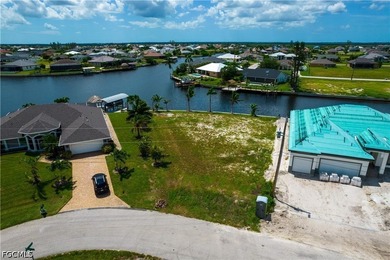This PREMIER lot is on a HUGE intersecting canal with a - photo 8