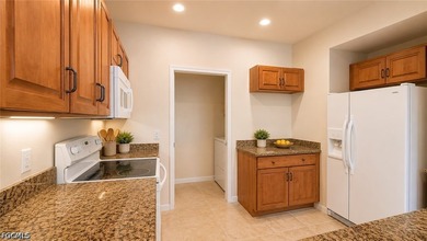 Welcome home to this beautifully maintained 3-bedroom, 2-bath - photo 7