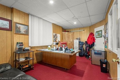 **AWESOME MULTIFAMILY OPPORTUNITY**CURRENTLY 3 UNITS WITH - photo 2