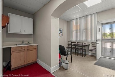 **AWESOME MULTIFAMILY OPPORTUNITY**CURRENTLY 3 UNITS WITH - photo 4