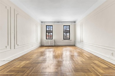 Spacious Two-Bedroom Home with Formal Dining Room in Crown - photo 6