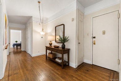 Spacious Two-Bedroom Home with Formal Dining Room in Crown - photo 9