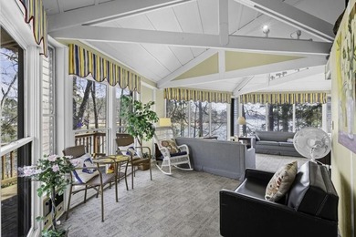 Welcome to your retro lakefront retreat on beautiful Lake - photo 11