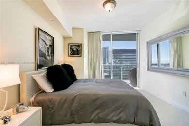 Motivated seller. Exceptional Corner 2BD / 2BA on the 40th floor