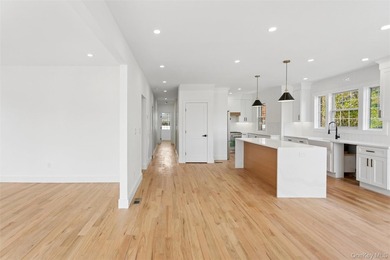 Beautifully renovated and exceptionally spacious, this stunning - photo 11