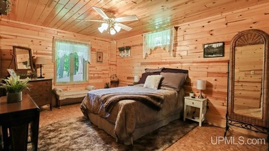 his beautiful home is located on the Cisco Chain, which features - photo 12