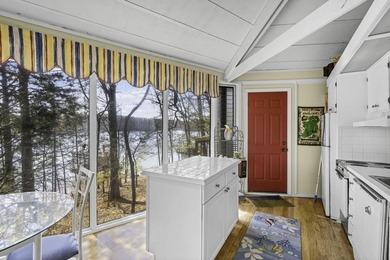 Welcome to your retro lakefront retreat on beautiful Lake - photo 15