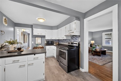 Welcome to 159 Whitman Road! This move-in ready 3-bedroom - photo 20