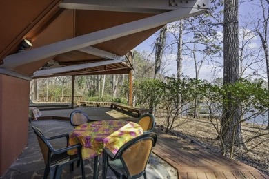 Welcome to your retro lakefront retreat on beautiful Lake - photo 28