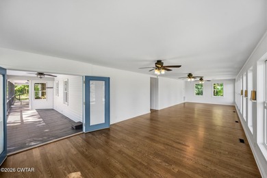 MOVE-IN-READY, COUNTRY ESTATE on 7.3 acres in Paris Tennessee - photo 32