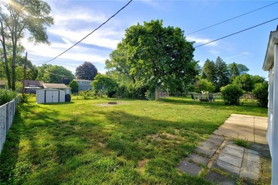 Welcome to 159 Whitman Road! This move-in ready 3-bedroom - photo 33