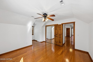 MOVE-IN-READY, COUNTRY ESTATE on 7.3 acres in Paris Tennessee - photo 34