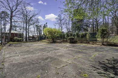 Welcome to your retro lakefront retreat on beautiful Lake - photo 37