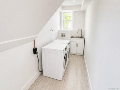 Beautifully renovated and exceptionally spacious, this stunning - photo 47