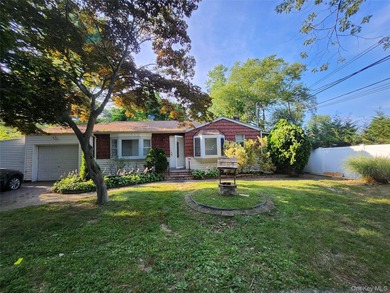 Beautifully Renovated Ranch | 3 Bed | 2 Bath | Finished Basement - photo 1