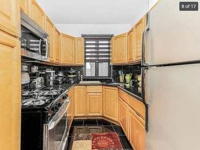 Realtors, please call ShowingTime for shows. Parkchester South - photo 8