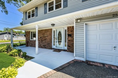 Nestled on a well-maintained property in a desirable West - photo 4