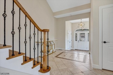 Beautifully maintained custom home in the White Meadow Lake - photo 8