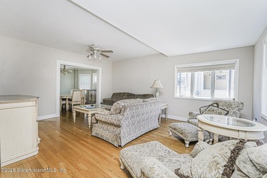 Welcome to 101 Mountainview Avenue! This beautifully maintained - photo 13