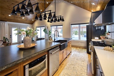 This exceptional 22-acre property blends luxury, craftsmanship - photo 14